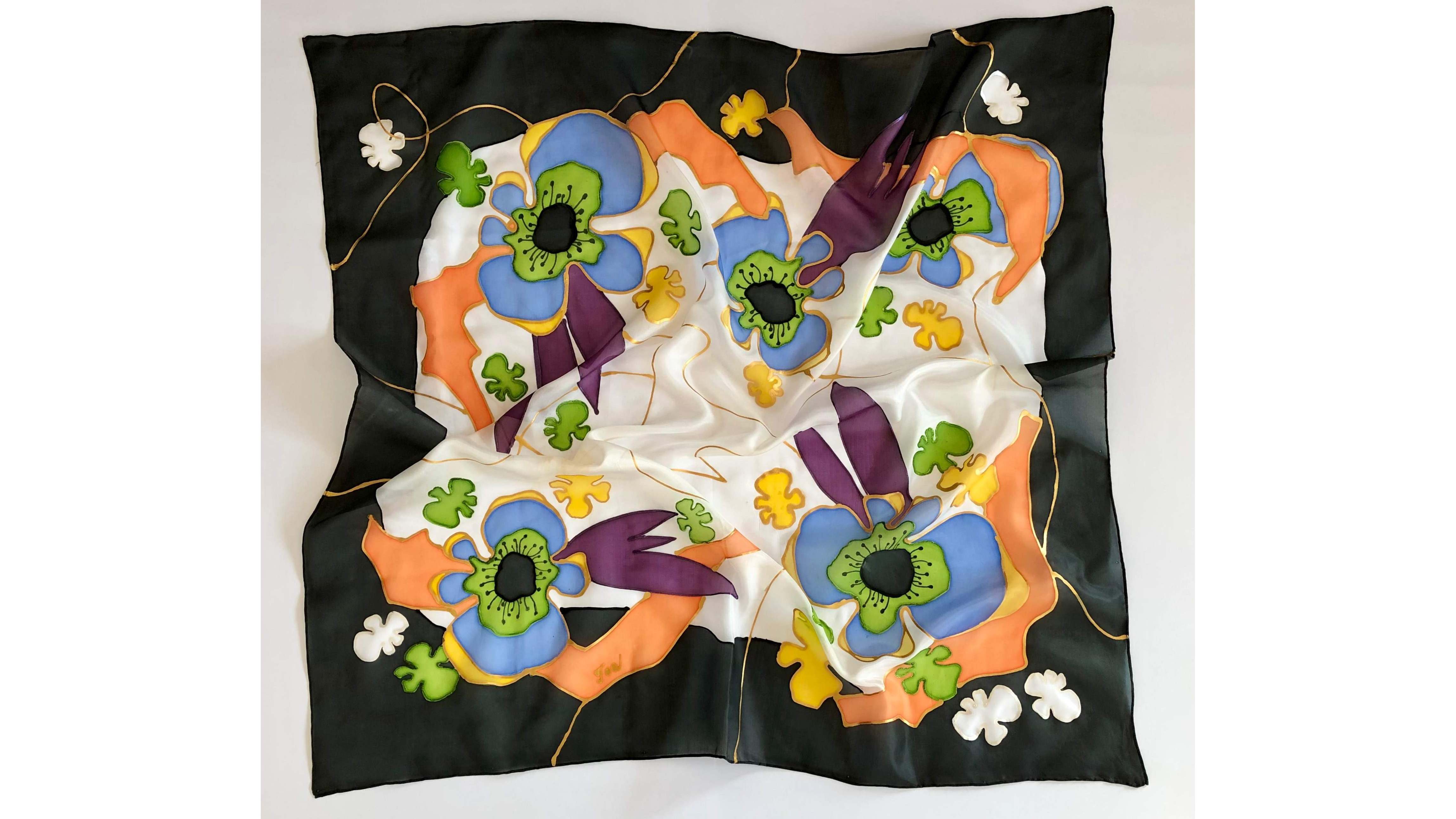 FLOWER SCARF WITH BLACK EDGE 90 X 90