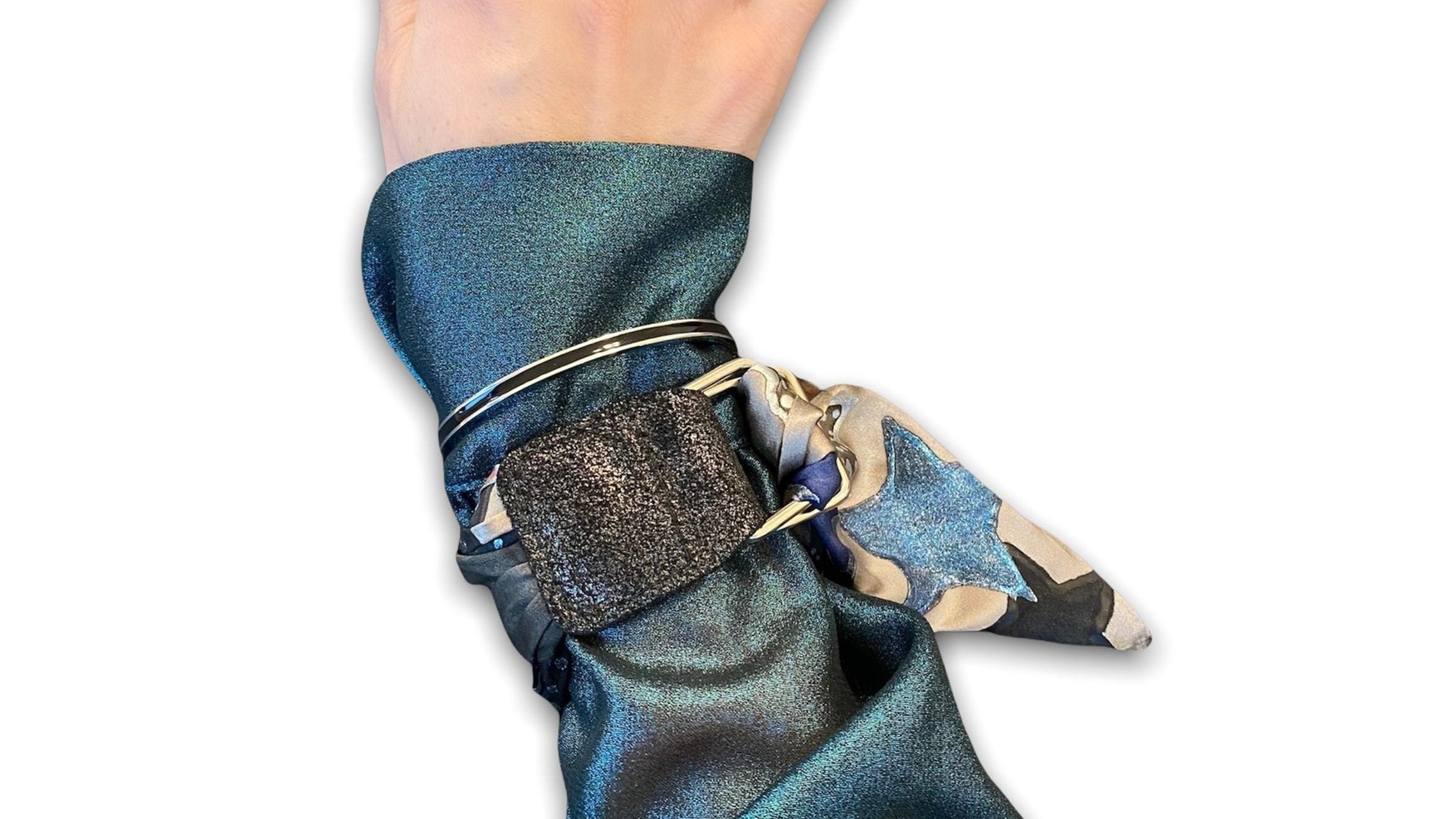 LEATHER & SILK BRACELET 10BLS-S-2