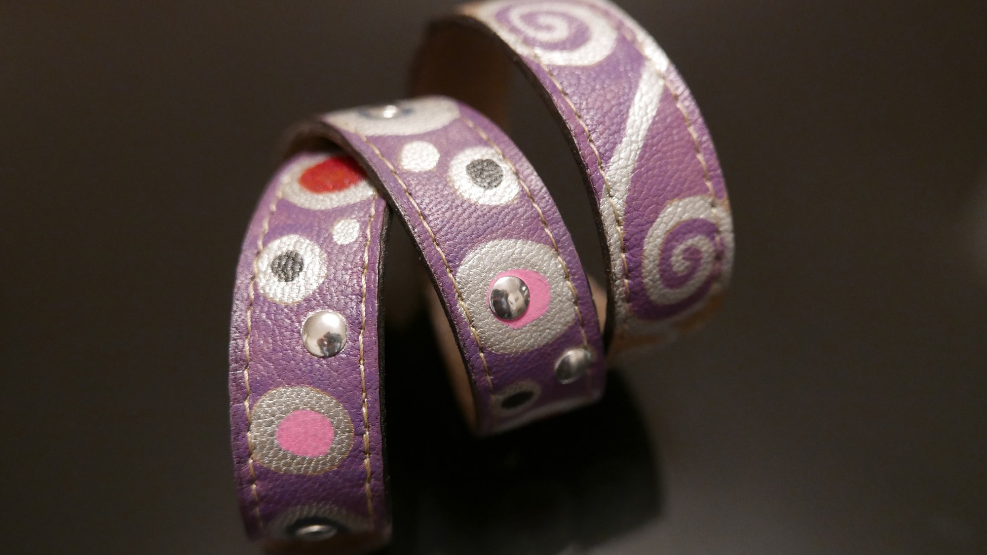 VIOLET LEATHER BRACELET