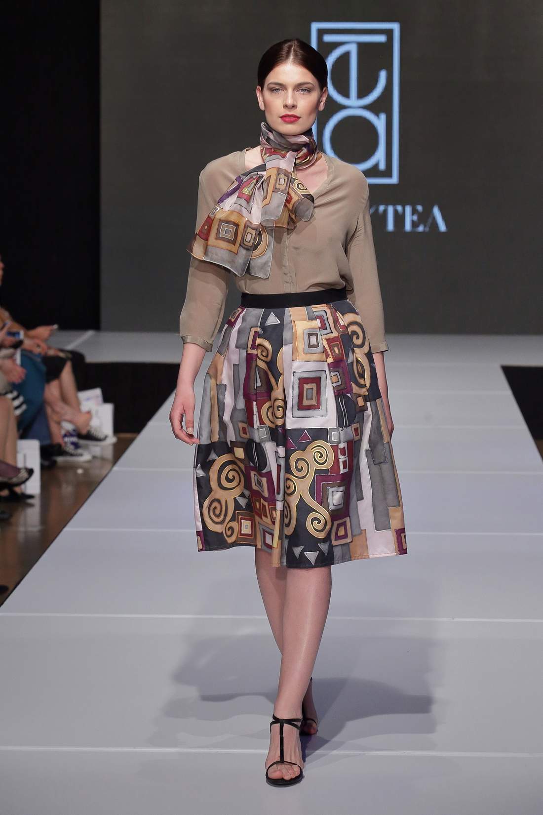 img_0107a.jpg - FASHION SHOW COLLECTION AUTUMN/WINTER 2016/2017