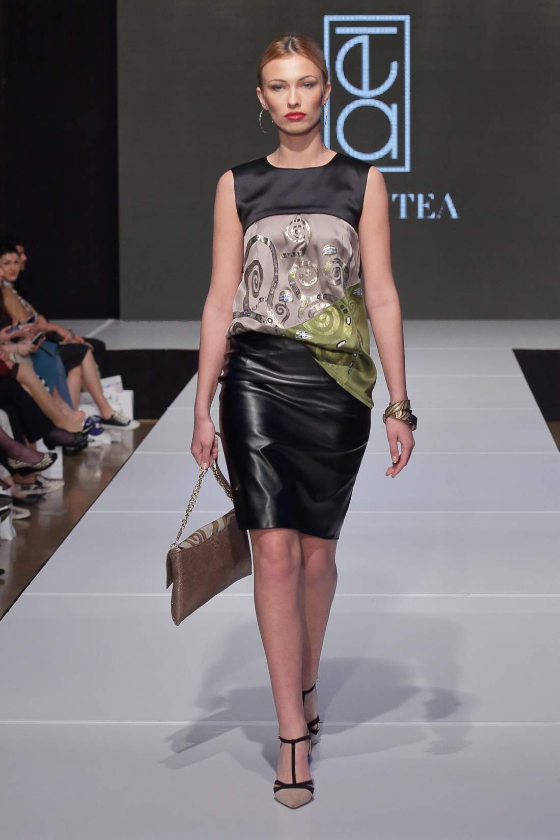 img_0253a.jpg - FASHION SHOW COLLECTION AUTUMN/WINTER 2016/2017