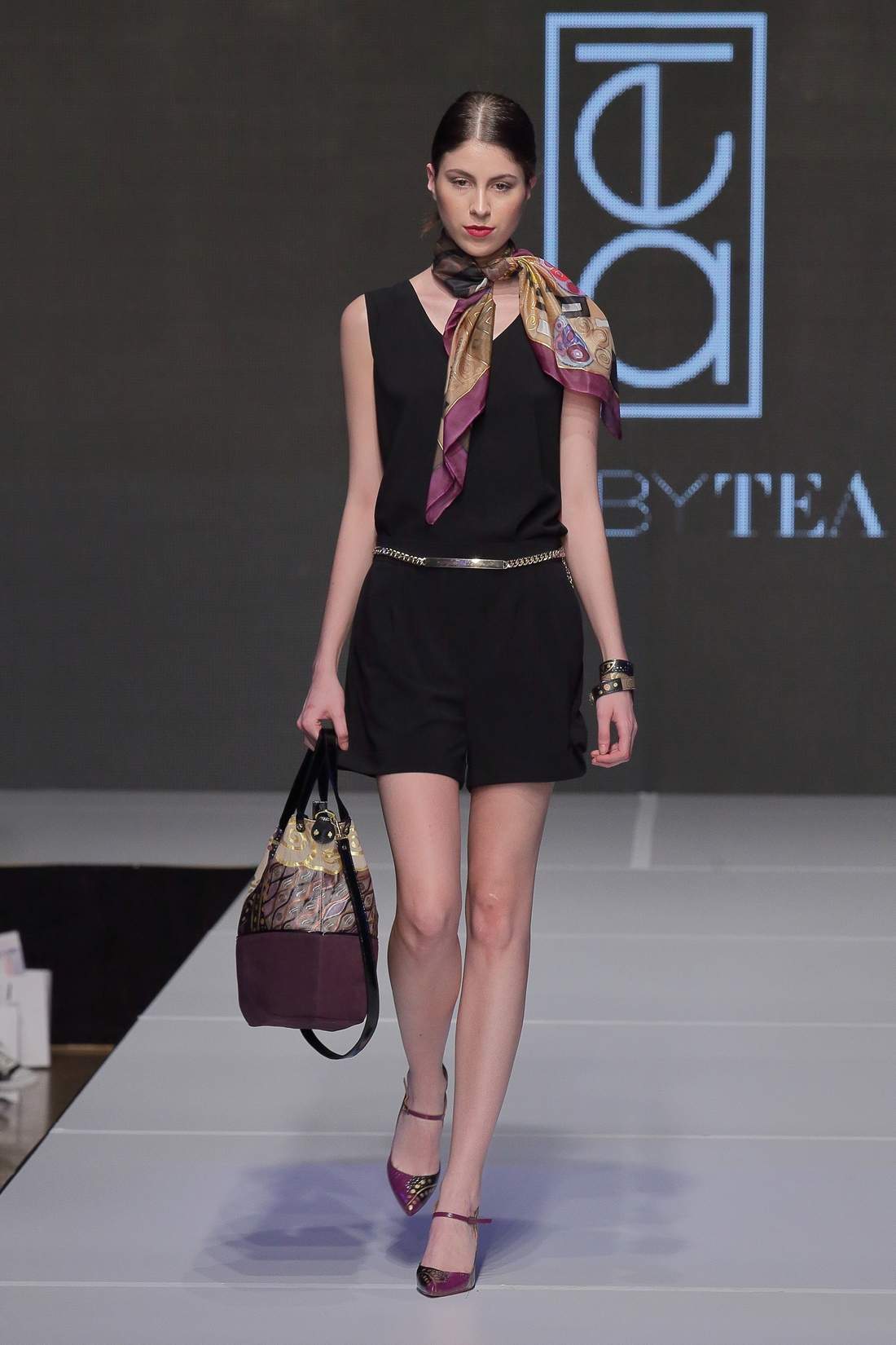 img_0361a.jpg - FASHION SHOW COLLECTION AUTUMN/WINTER 2016/2017