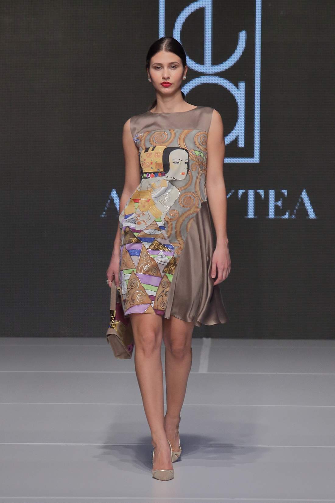 img_0470a.jpg - FASHION SHOW COLLECTION AUTUMN/WINTER 2016/2017